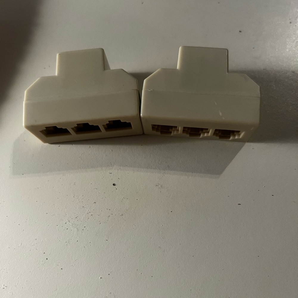 2 pack 3 in 1 phone splitter